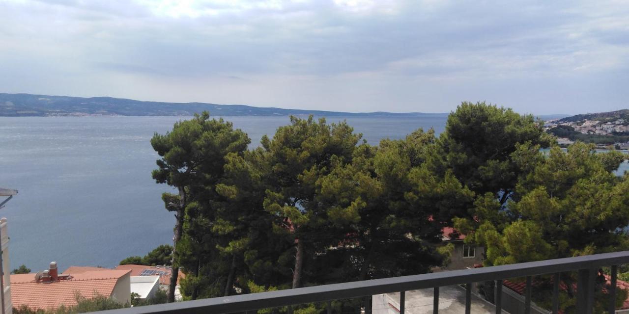 Appartamento Rake Omiš Esterno foto