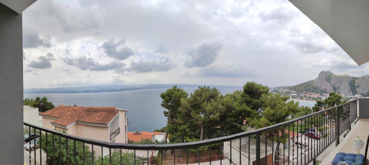 Appartamento Rake Omiš Esterno foto