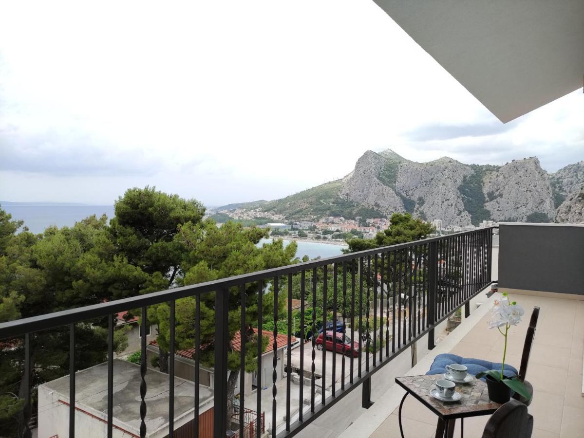 Appartamento Rake Omiš Esterno foto
